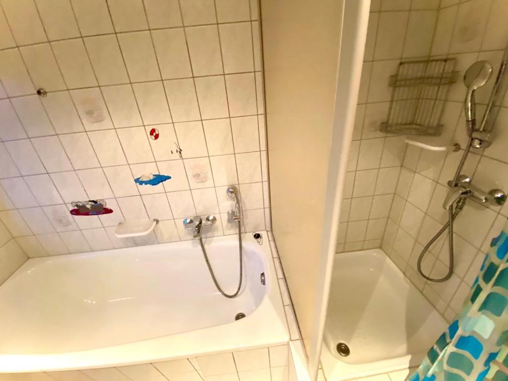 Beautiful Suites In The Center Of Gütersloh Exterior foto