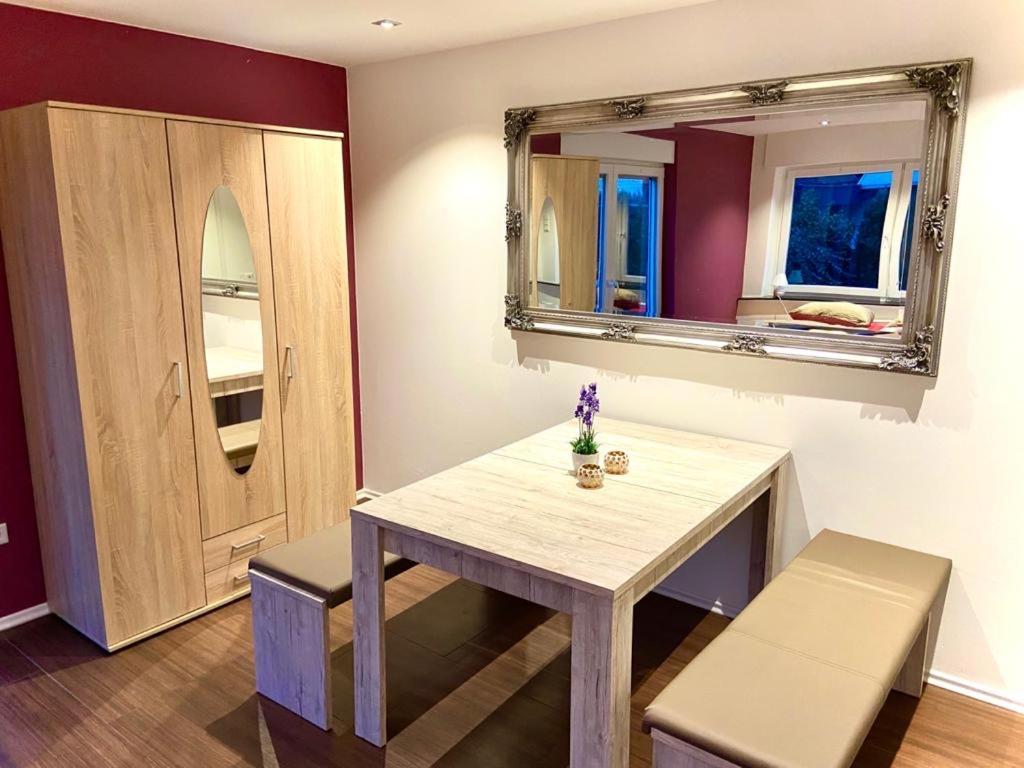 Beautiful Suites In The Center Of Gütersloh Exterior foto